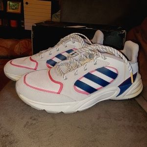 Adidas 90s Valasion